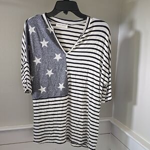 Lovely Melody Navy White Star Top Nwot